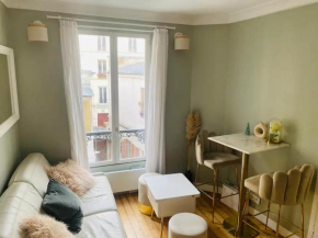 Very cosy flat center of Montmartre